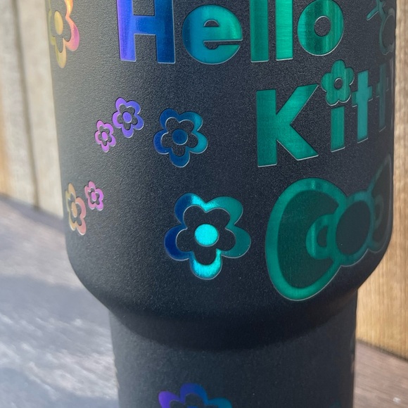 HELLO KITTY TUMBLER 40oz - Picture 14 of 16